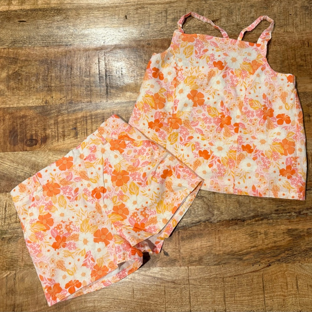 Happily Grey Pink & Orange Shorts Outfit Size Medium